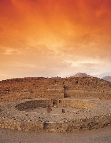 Caral "La Ciudad más Antigua de América"